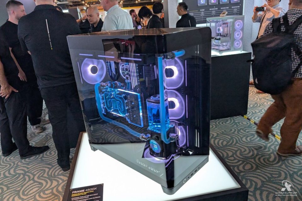 کیس گیمینگ کورسیر Corsair-FRAME-4500X
