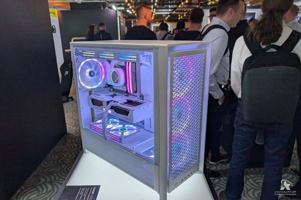 کیس گیمینگ کورسیر Corsair-FRAME-5000D