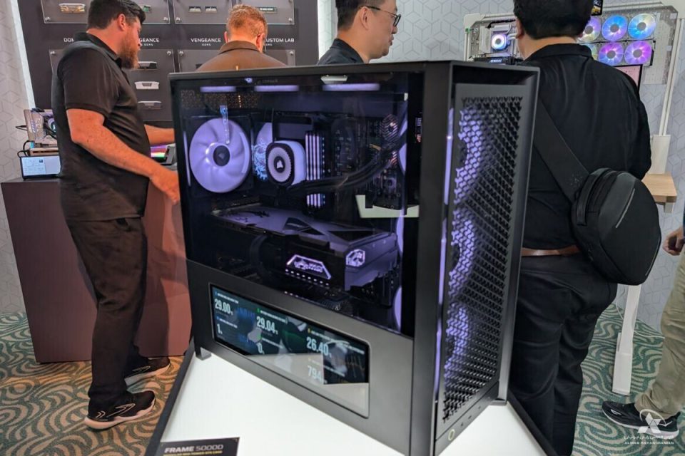 کیس گیمینگ کورسیر Corsair-FRAME-5000D