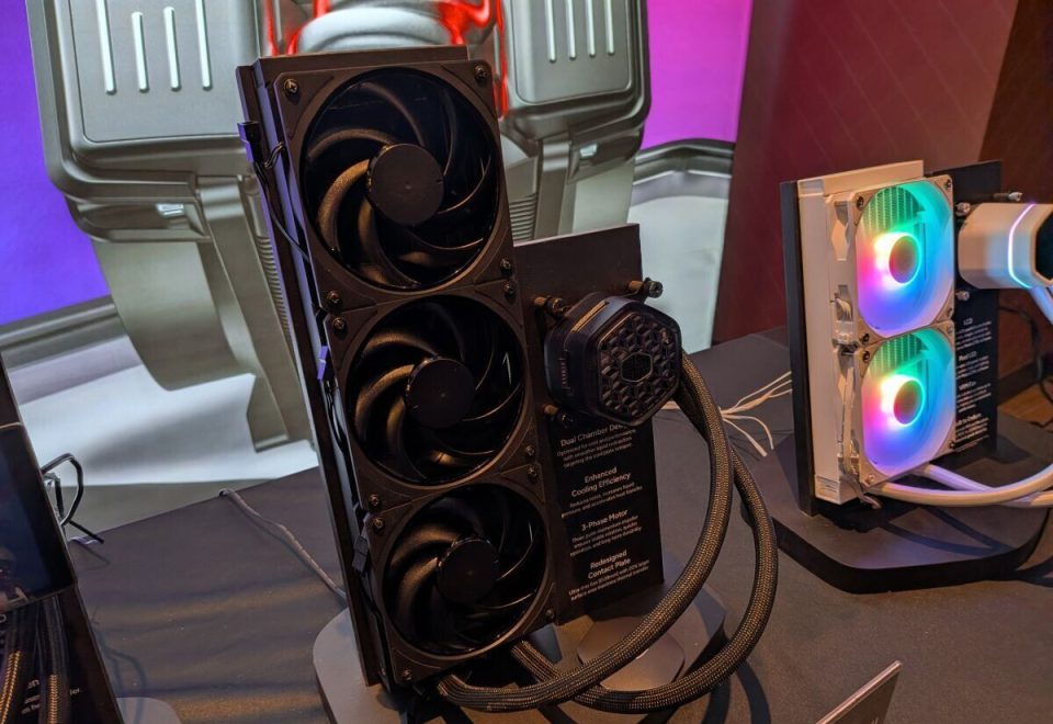 خنک‌کننده پردازنده کولرمستر Cooler-Master-MasterLiquid-Atmos-II-Stealth