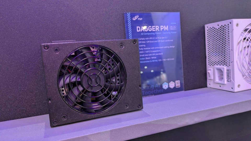 پاور FSP مدل DAGGER