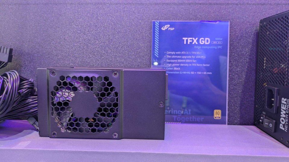 پاور FSP مدل TFX