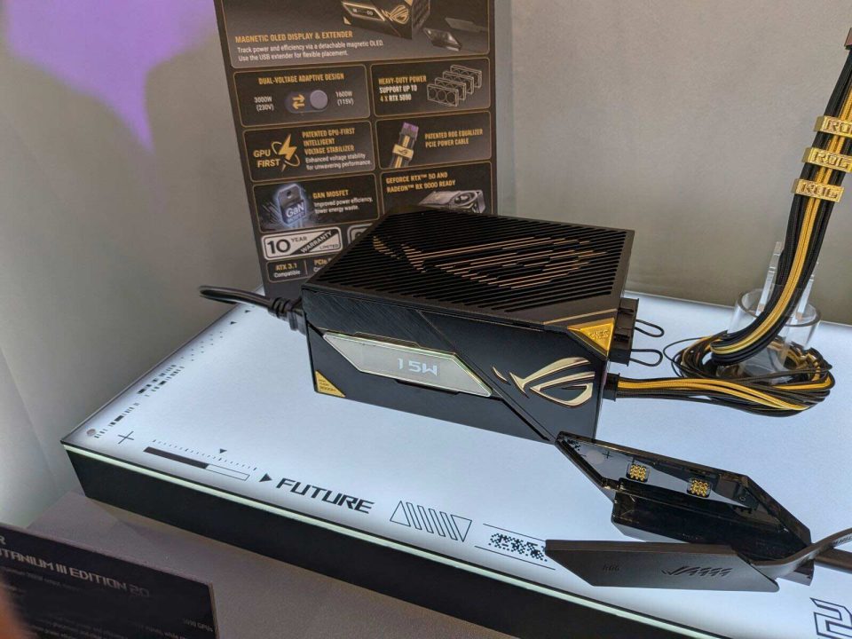 پاور غول‌آسا ROG Thor 3000W Titanium III